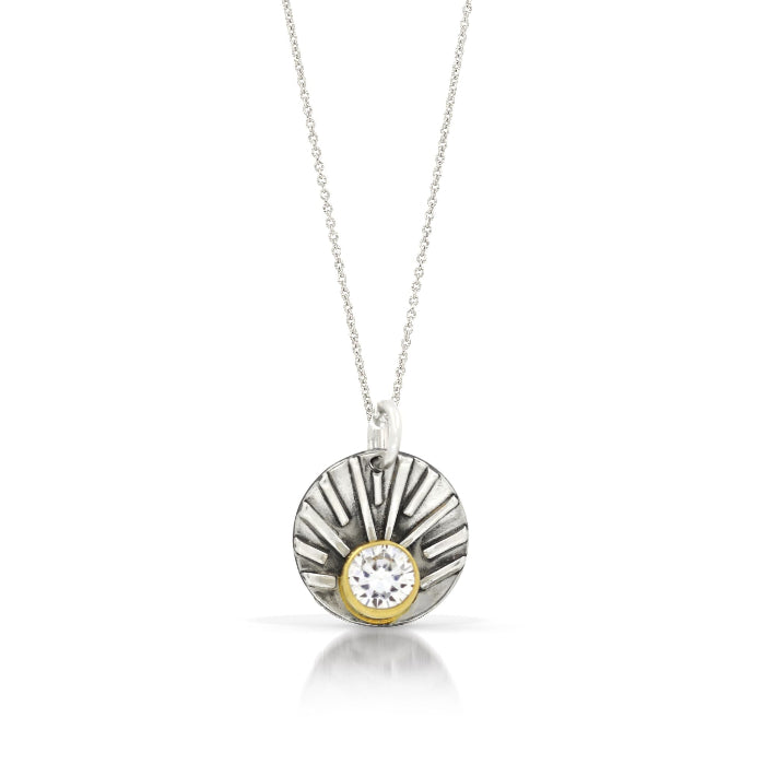 Silver shine necklace with moissanite