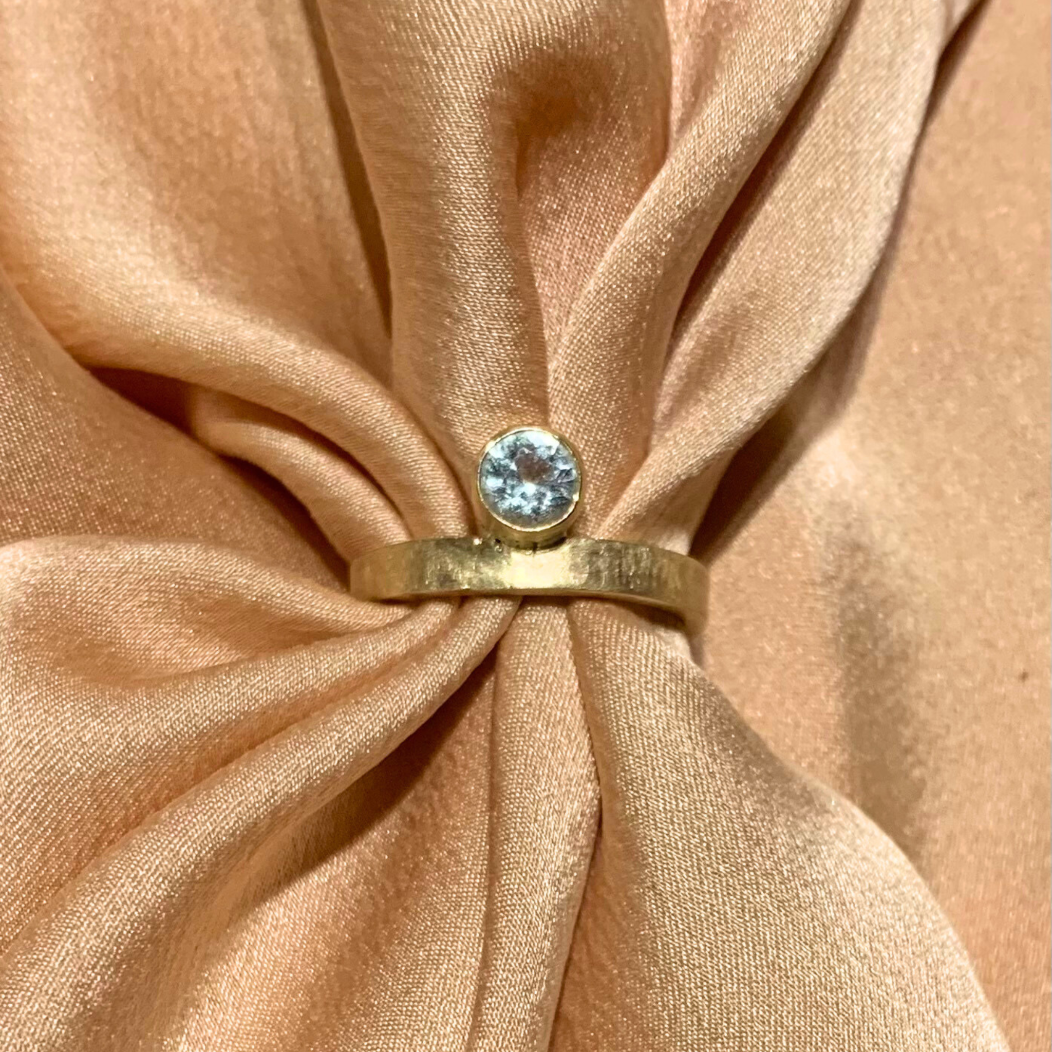 Colorado Aquamarine Ring: 14K Gold