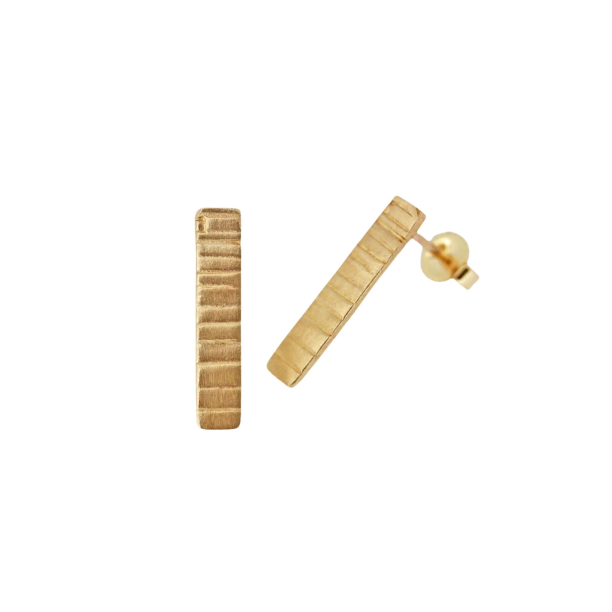 14K gold bar stud earrings